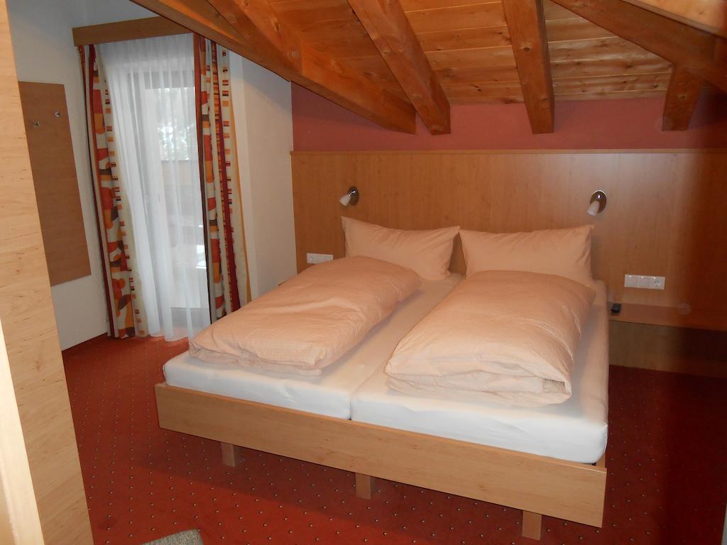 Appartement Beim Brunnen 10 *